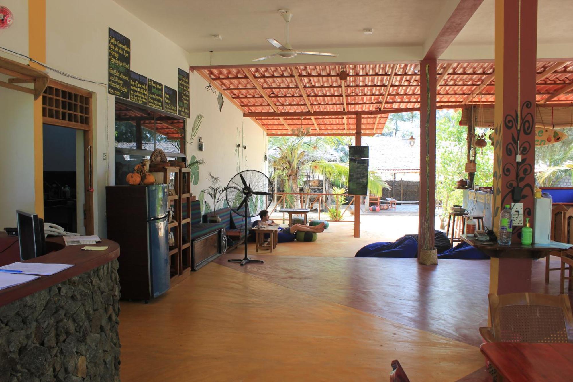 Sand Dune Beach Resort & Surf Camp อารูกัมเบย์ ภายนอก รูปภาพ